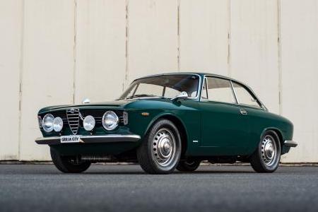 1966 Alfa Romeo Giulia Sprint GT Veloce For Sale | Vintage Driving Machines