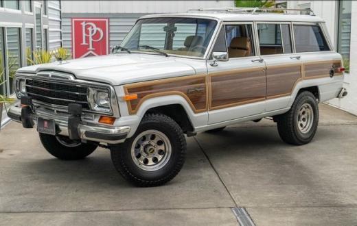 1988 Jeep Grand Wagoneer For Sale | Vintage Driving Machines