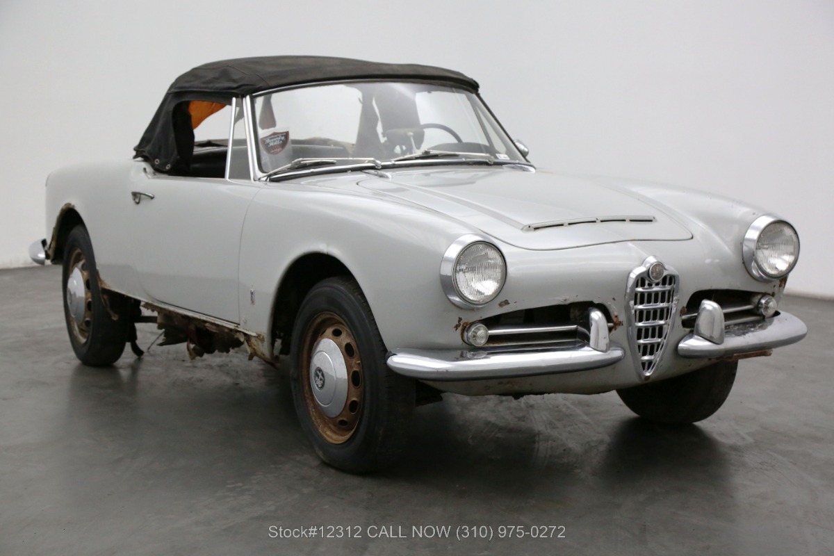 1965 Alfa Romeo Giulia Spider Veloce For Sale | Vintage Driving Machines