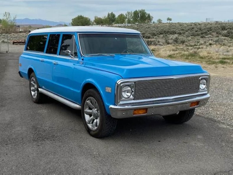 1972 Chevrolet Suburban For Sale | Vintage Driving Machines