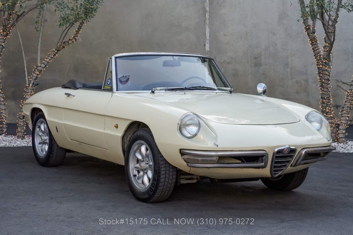 1966 Alfa Romeo Giulia Spider Duetto For Sale | Vintage Driving Machines
