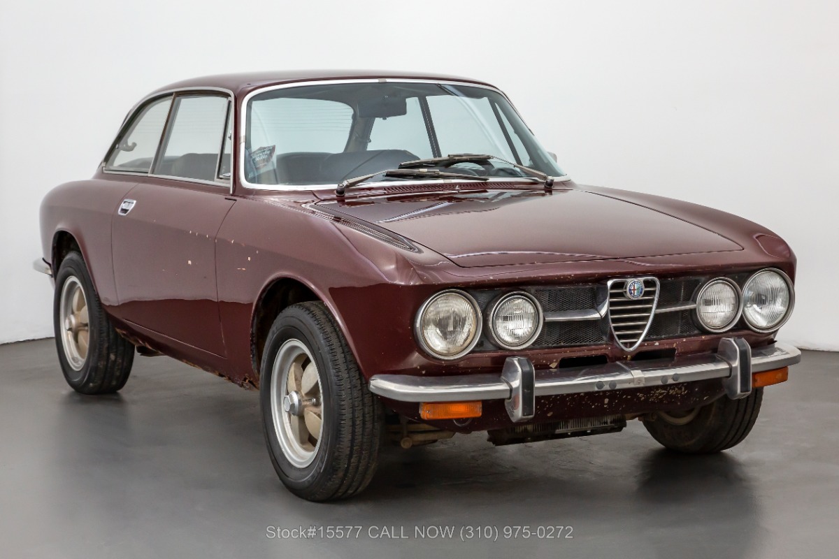1971 Alfa Romeo 1750 GT Veloce For Sale | Vintage Driving Machines