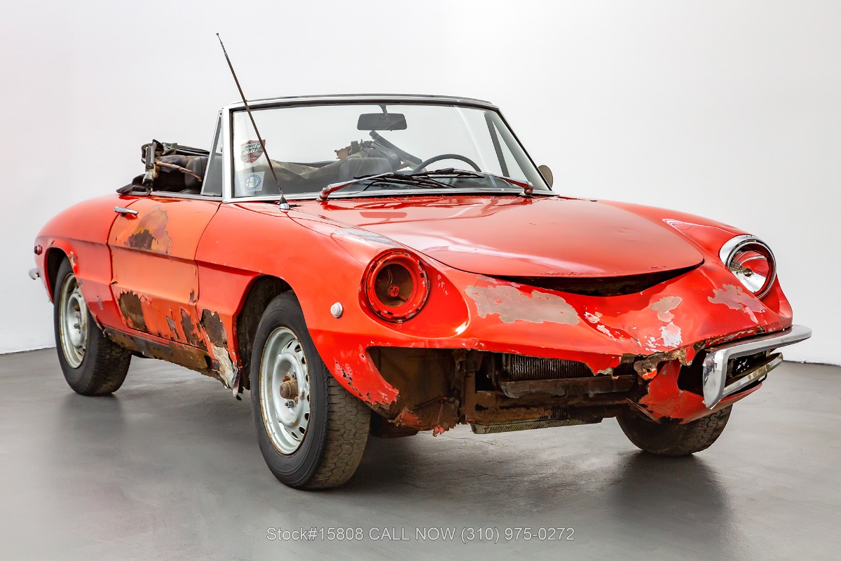 1969 Alfa Romeo 1750 Spider Veloce For Sale | Vintage Driving Machines